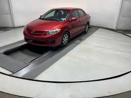 2011 TOYOTA COROLLA LE