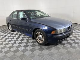 2001 BMW 5-SERIES 525I