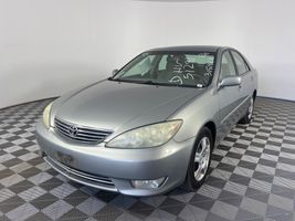 2006 TOYOTA CAMRY XLE