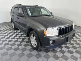 2005 JEEP GRAND CHEROKEE LAREDO