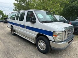 2011 FORD E350 VANS XLT