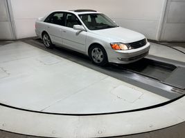 2003 TOYOTA AVALON XL
