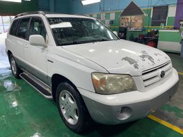 2005 TOYOTA HIGHLANDER