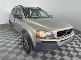 2004 VOLVO XC90 