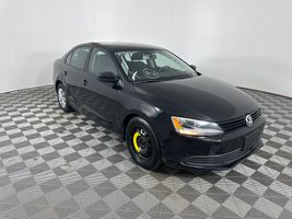2011 VOLKSWAGEN JETTA 