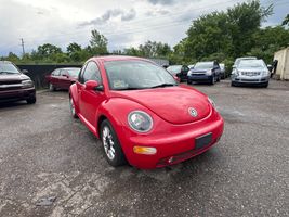 2005 VOLKSWAGEN NEW BEETLE GLS