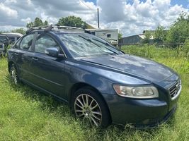 2010 VOLVO S40