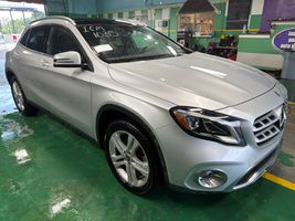2020 MERCEDES-BENZ GLA GLA250