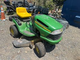  JOHN DEERE T100 