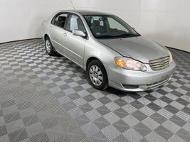 2004 TOYOTA COROLLA LE