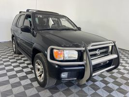 2004 NISSAN PATHFINDER LE