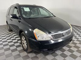 2012 KIA SEDONA LX
