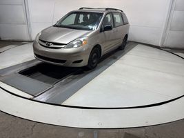 2009 TOYOTA SIENNA CE 7 PASSENGER