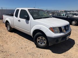 2006 NISSAN FRONTIER XE