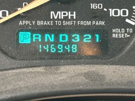 2002 CHEVROLET TAHOE LS