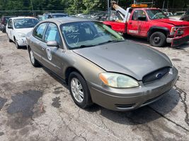 2004 FORD TAURUS SEL