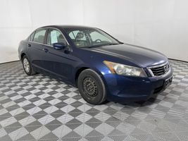 2010 HONDA ACCORD LX