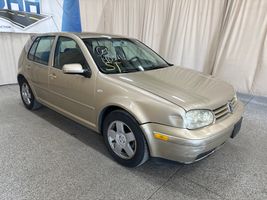 2002 VOLKSWAGEN GOLF GLS