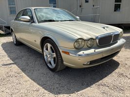 2006 JAGUAR XJ
