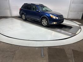 2010 SUBARU OUTBACK 2.5I PREMIUM