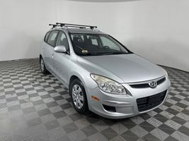 2011 HYUNDAI ELANTRA 