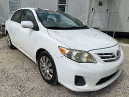 2013 TOYOTA COROLLA LE