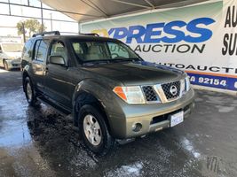 2005 NISSAN PATHFINDER 