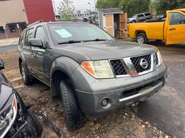 2005 NISSAN PATHFINDER 
