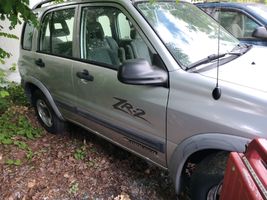 2002 CHEVROLET TRACKER ZR2