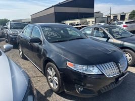 2010 LINCOLN MKS 