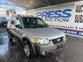 2005 FORD ESCAPE