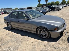 2002 BMW 5-SERIES 530I