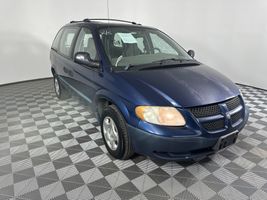 2002 DODGE CARAVAN SE