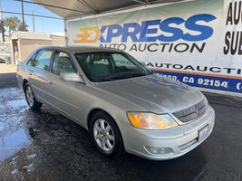 2001 TOYOTA AVALON
