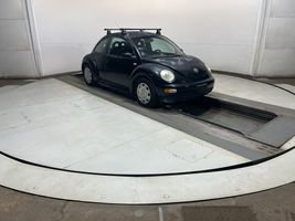 2001 VOLKSWAGEN NEW BEETLE GL