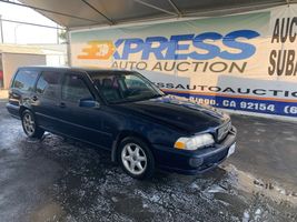 1998 VOLVO V70 BASE