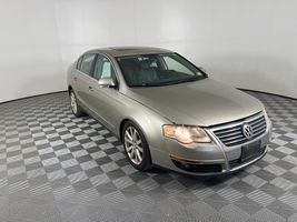 2006 VOLKSWAGEN PASSAT BASE