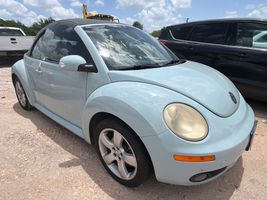 2006 VOLKSWAGEN NEW BEETLE 