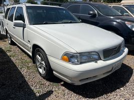 1998 VOLVO V70 BASE