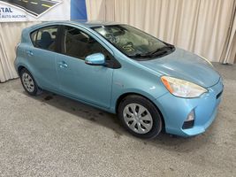 2013 TOYOTA PRIUS C 