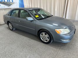 2003 TOYOTA AVALON 