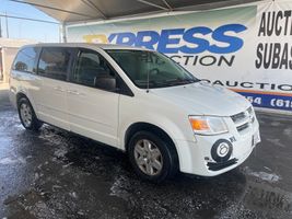 2010 DODGE GRAND CARAVAN SE