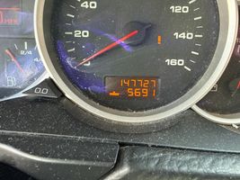 2004 PORSCHE CAYENNE 