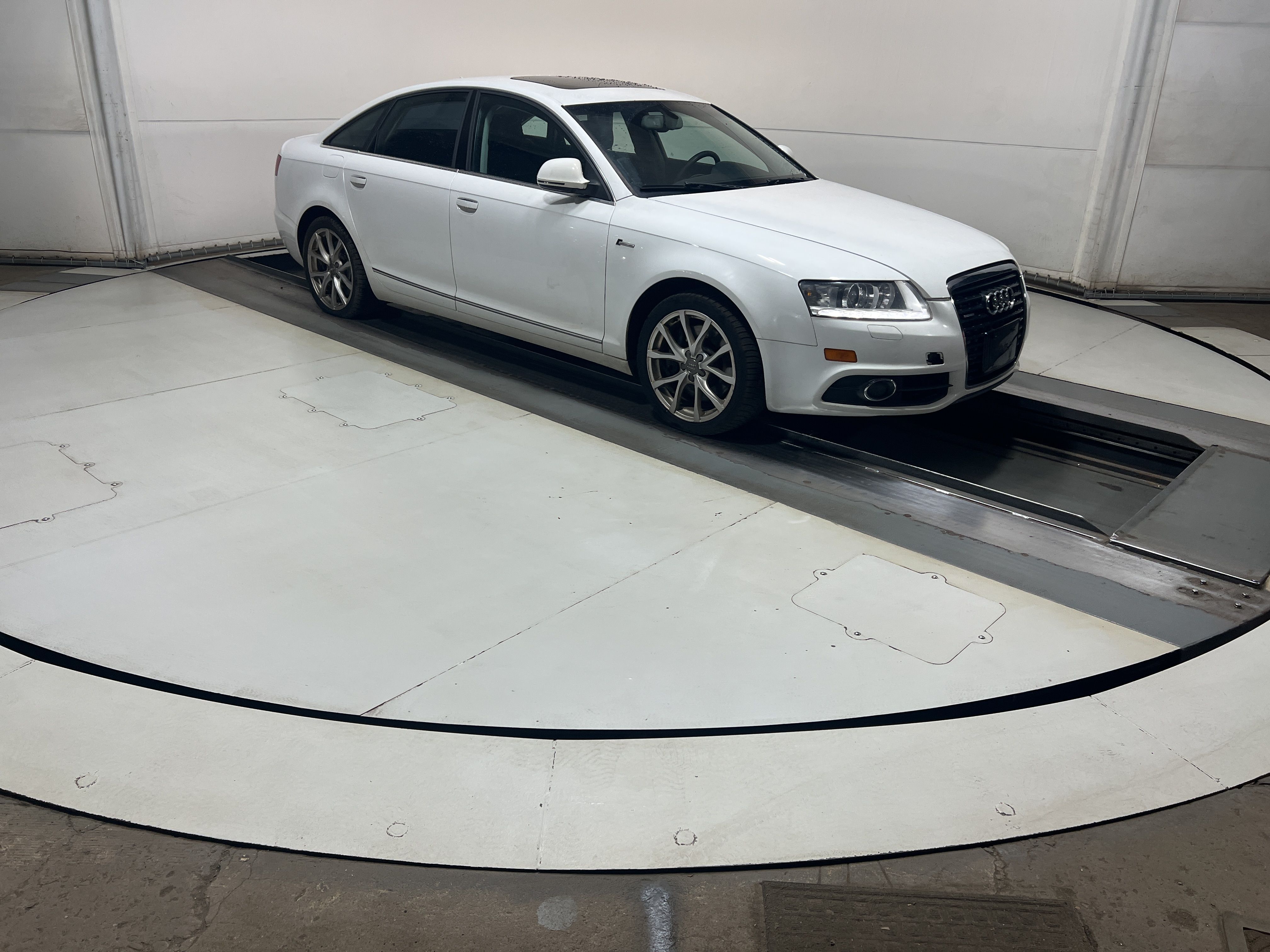 2011 AUDI
