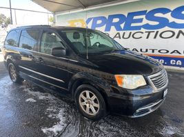2012 CHRYSLER TOWN & COUNTRY TOURING