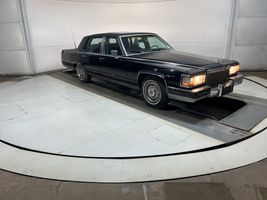 1991 CADILLAC BROUGHAM 