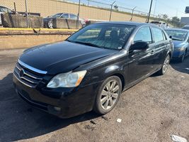2006 TOYOTA AVALON XL