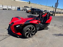 2016 POLARIS SLINGSHOT 
