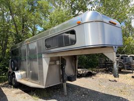 1994 STERLING  2 HORSE GOOSENECK STERLING