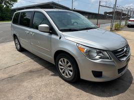 2012 VOLKSWAGEN ROUTAN SE